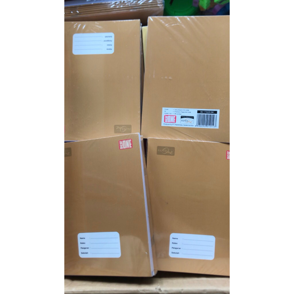 

[Isi 10 Buku] Buku Tulis Best One Motif Sampul Isi 38