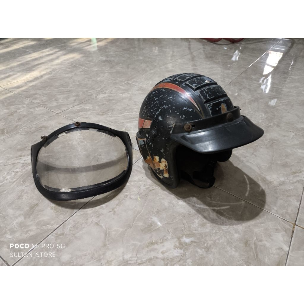 Helm GAG Robot bahan Gading