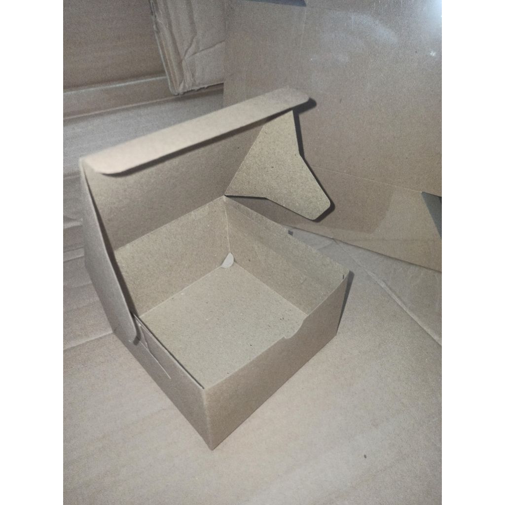 

Dus Snack Kraft 12x12 Isi 100pcs / Kotak Kue