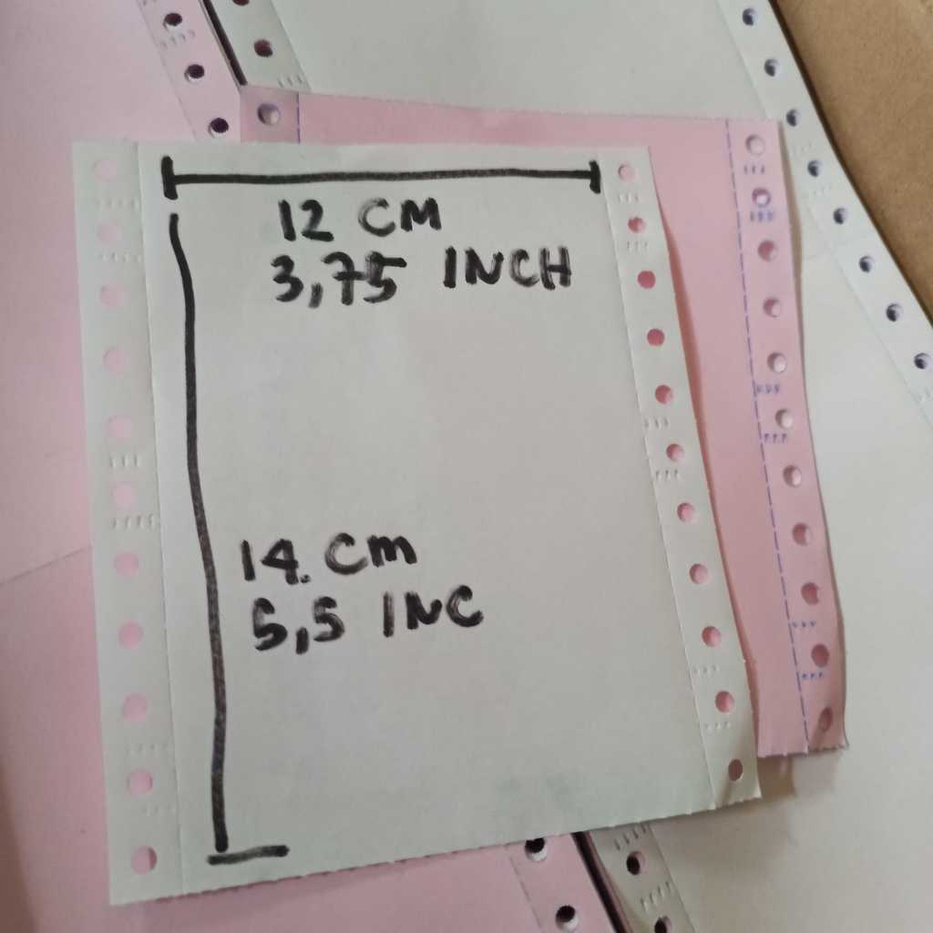 

Kertas NCR 2 Ply Ukuran Wartel 12 c 14 cm, Pack 10 Halaman 20set