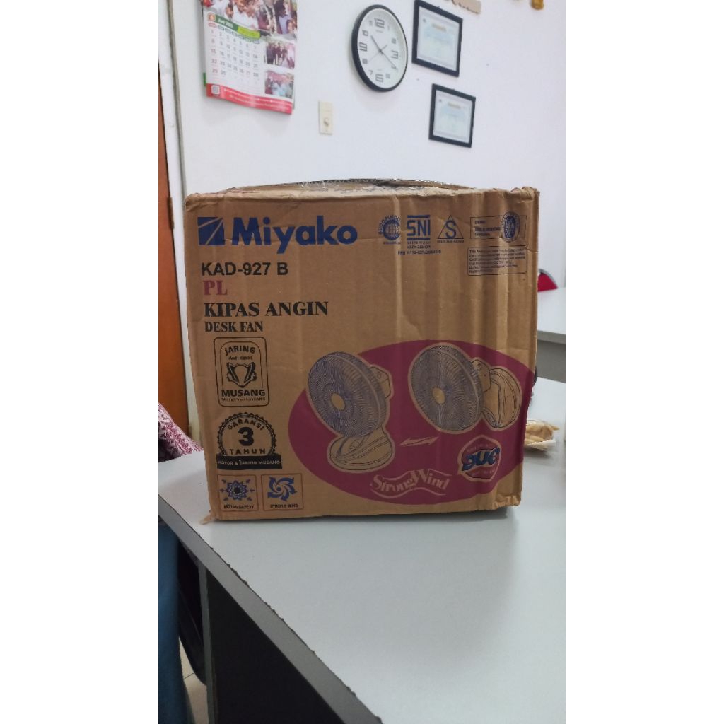 Kipas angin miyako 2in1 / kipas angin duduk / kipas angin dinding / kipas miyako / kipas kecil / kip