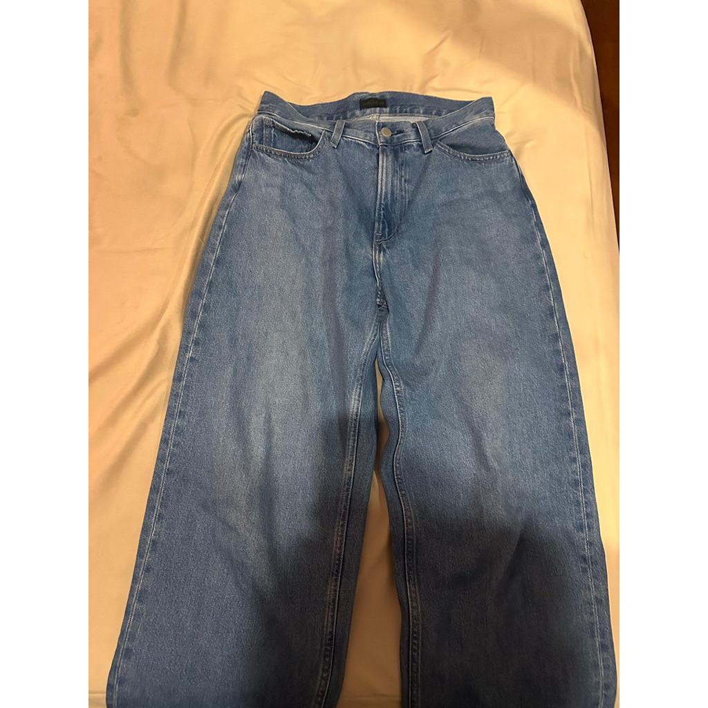UNIQLO WIDE FIT JEANS