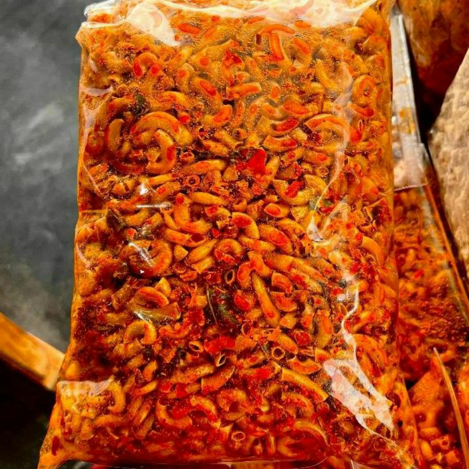 

Makaroni Kriuk Pedas Ekstra Daun Jeruk 250gr Makaroni Pedas Daun Jeruk Viral