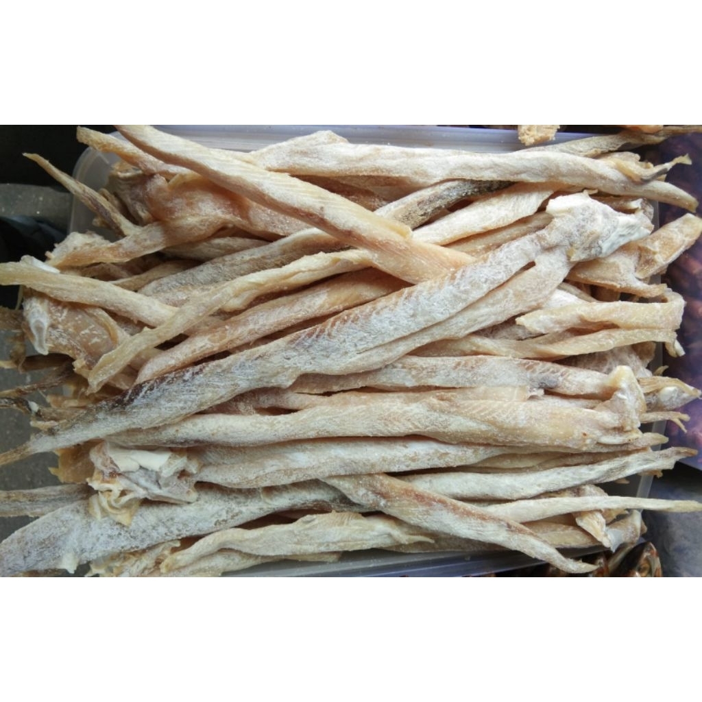 

Ikan Asin Hiu Singkawang / Ikan Asin Kalimantan Barat / Ikan Asin Cucut / Sa Ng Phu / Sua He Pou / Sa eng Phu / Sa 5 Phu / Suahe Pou / Ikan Asin Singkawang