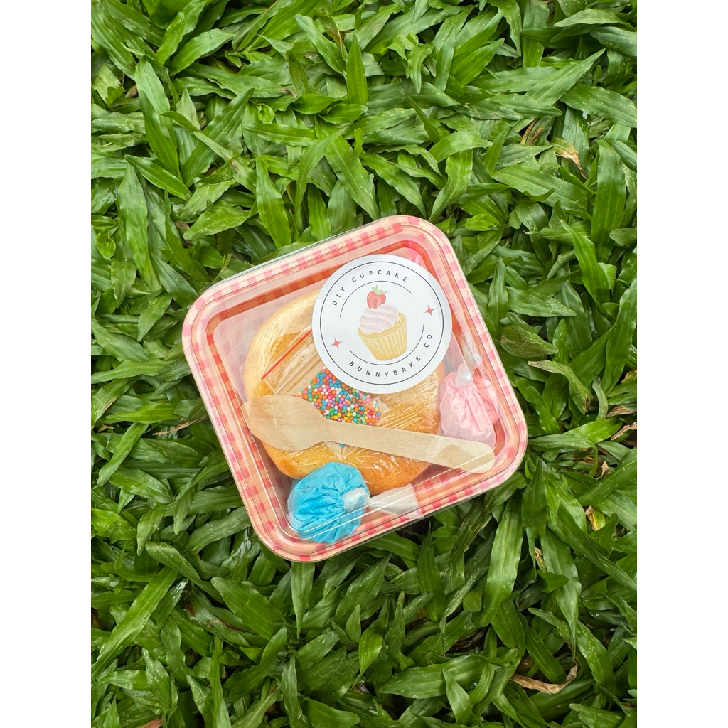 

BENTO CAKE DIY BY BUNNYBAKE.CO