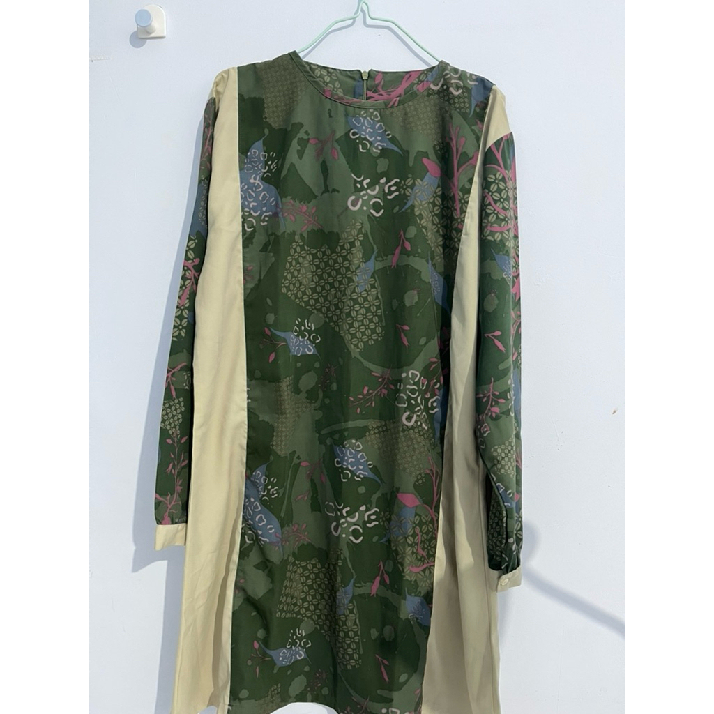 zaskia mecca tunik preloved