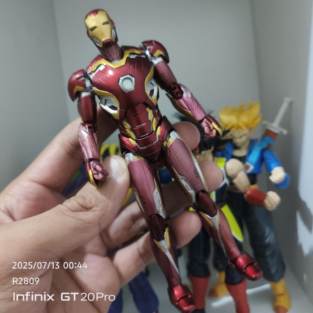 Figure SHF iron man Mark 46