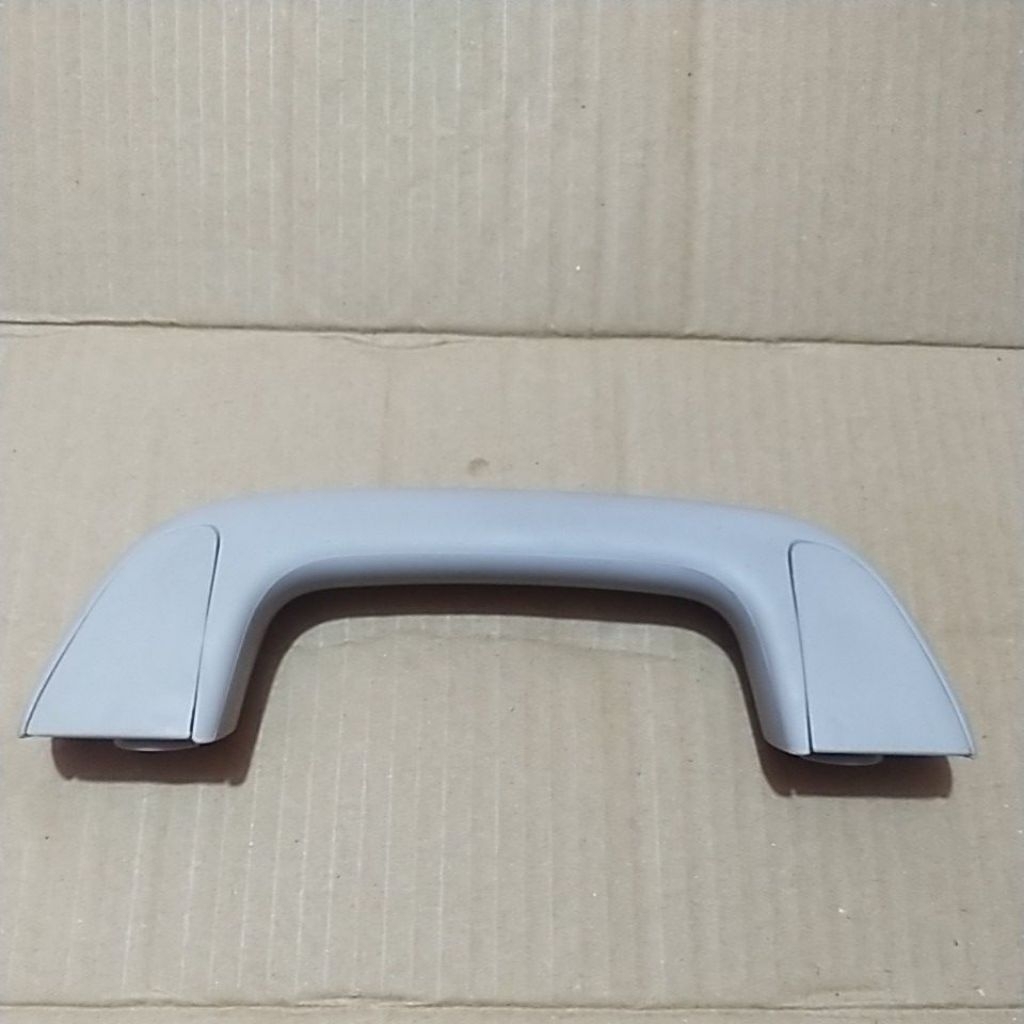Handle grip plafon depan Fortuner vrz original