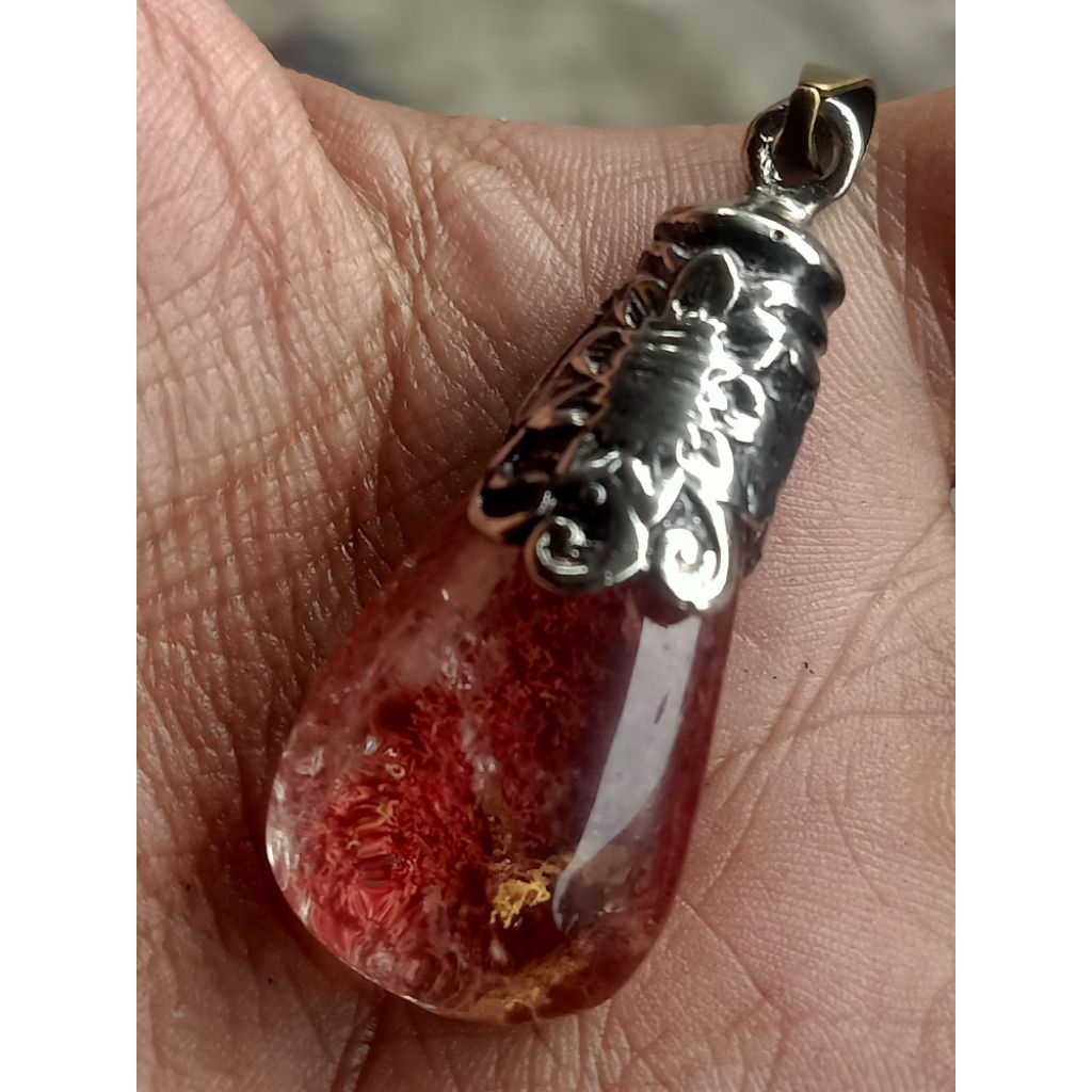 liontin batu kecubung karang