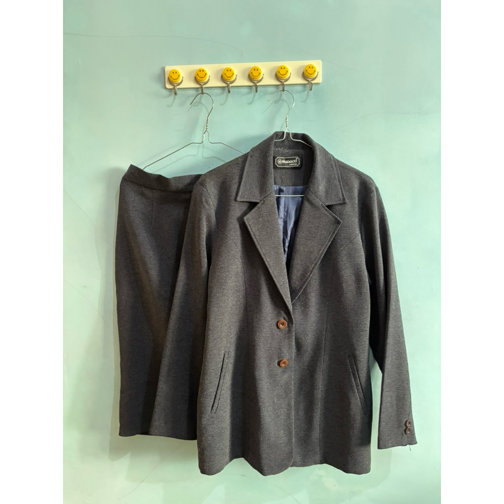 PL Set Blazer Hanaco Collection L