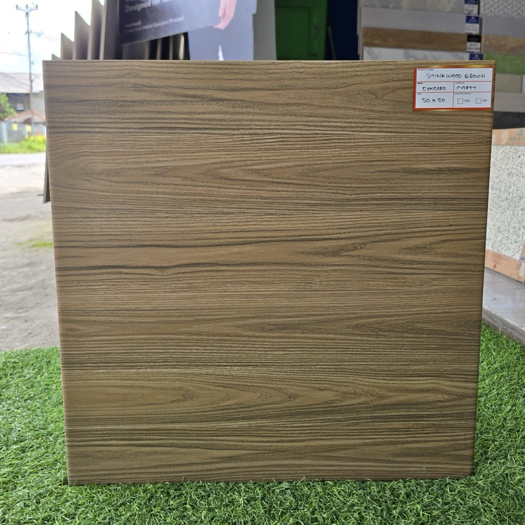 KERAMIK LANTAI 50x50 STINKWOOD BROWN CONCORD