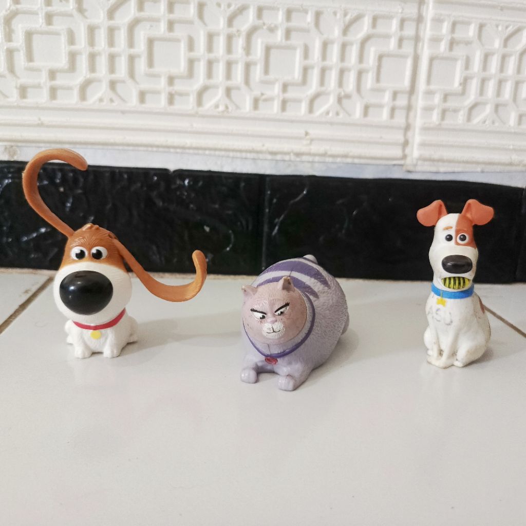 PAKET isi 3 pcs Mainan Anak murah PL karakter Happy Meal Toys Life Secret of Pet McD