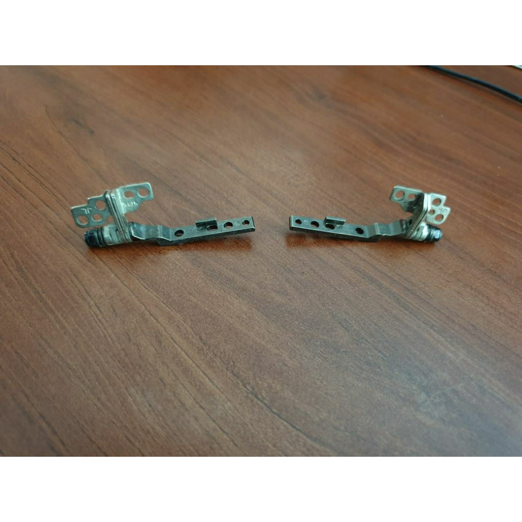 Engsel laptop Dell latitude 7390