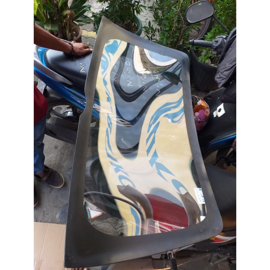 kaca bagasi belakang Panther new (pakai karet)