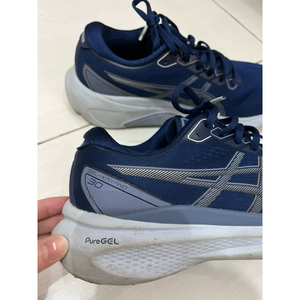 asics gel kayano 30 running shoes