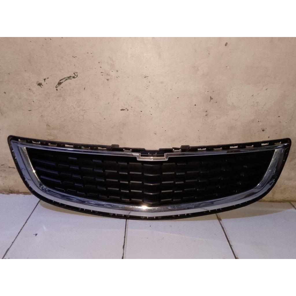 grill chevrolet spin original