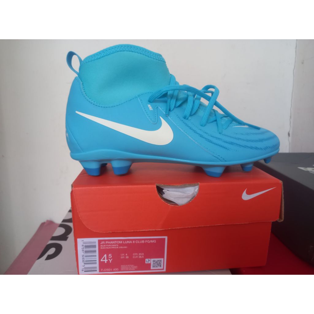 nike phantom luna fg club jr