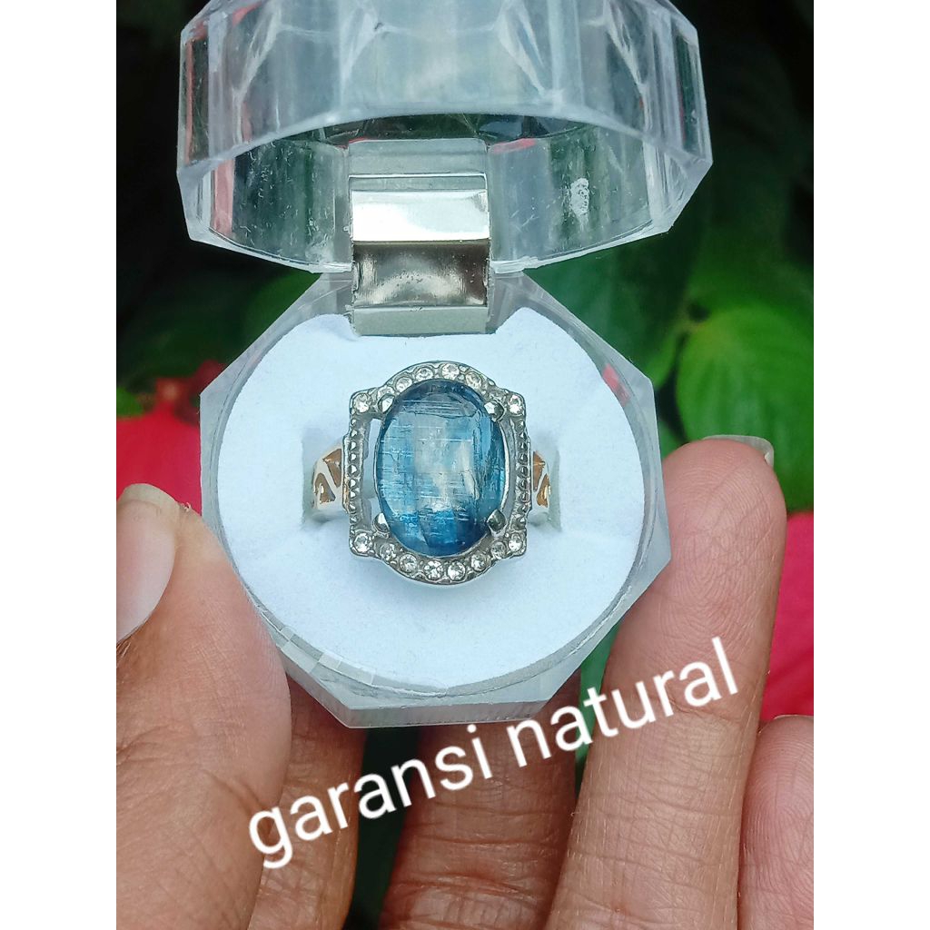 NATURAL BLUE KYANITE ASLI AUSTRALIA CAT EYES PHENOM