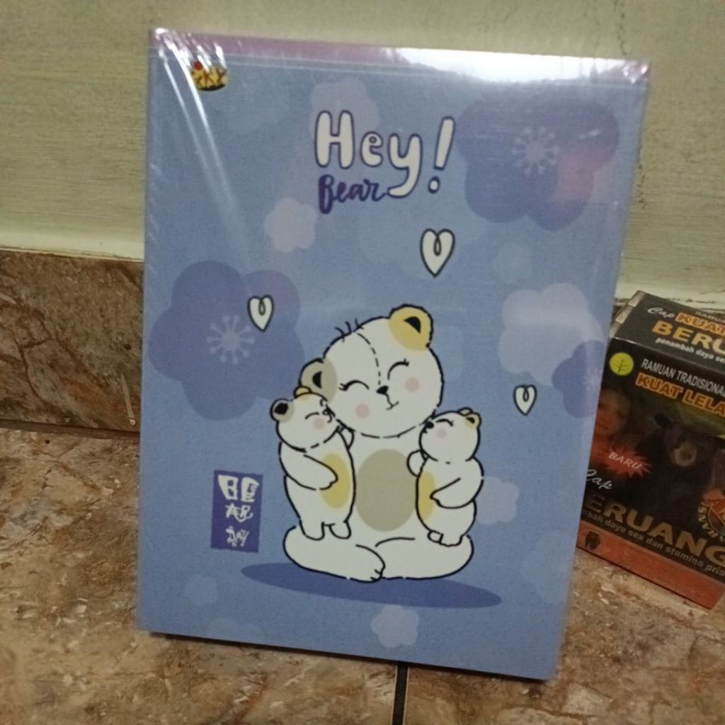 

Buku tulis gambar beruang jmu