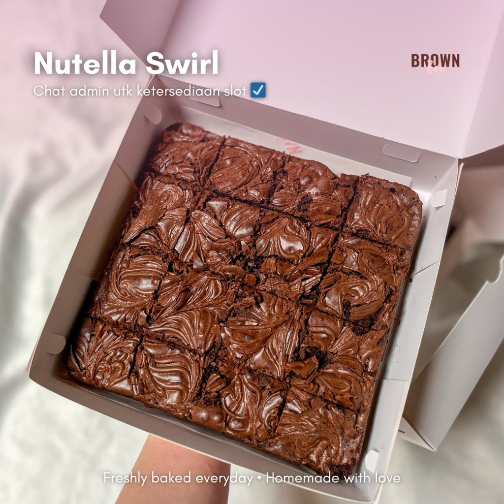 

Premium Baked Nutella Swirl Fudgy Brownies (18x18)