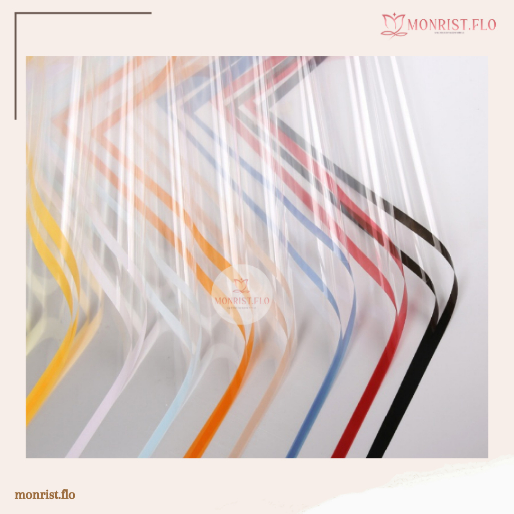 

Plastik Bening Garis Pinggir Berwarna / Transparent List Color Flower Wrapping / Pembungkus Kado Bening Pinggiran Berwarna / Plastik Kado Wedding Hadiah Bouquet