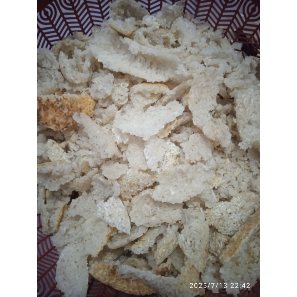 

kerak nasi mentah rijekan kemasan 1 kg