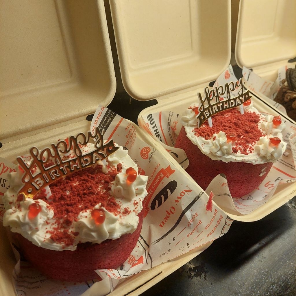 

redvelvet cake bento kue ulang tahun
