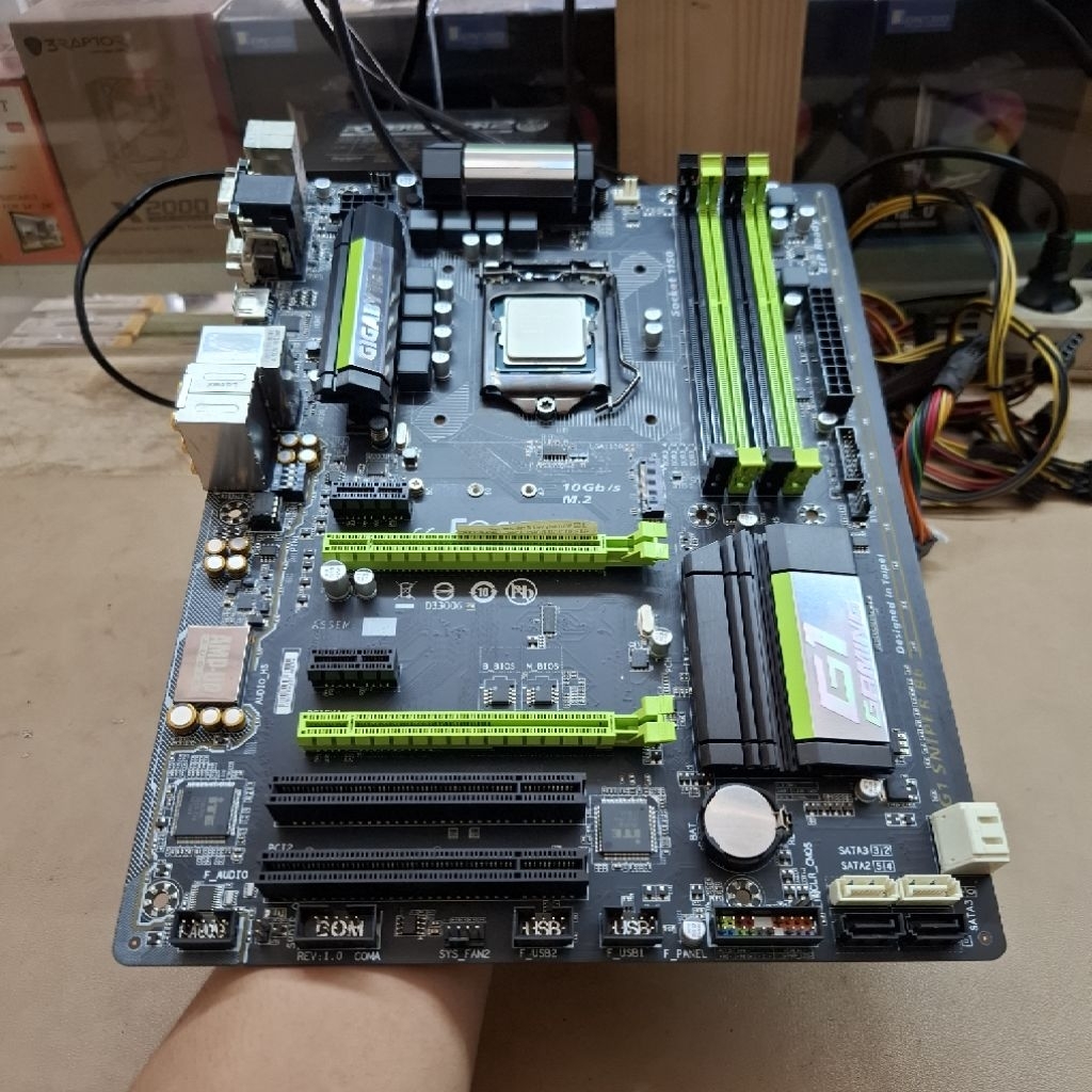 Motherboard Gigabyte G1.Sniper B6 + Processor Intel Core i7 - 4770 4Thn LGA 1150 Like New