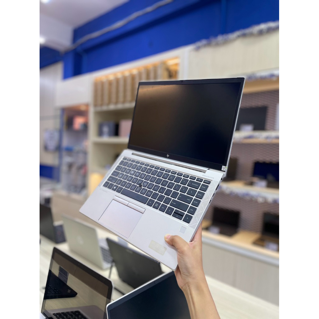 LAPTOP MEDIUM TEKNIS// HP ELITBOOK 845