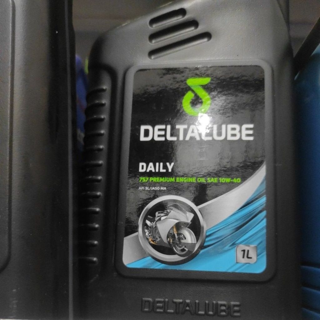 OLI MESIN DELTALUBE ORIGINAL ISI 1 LITER