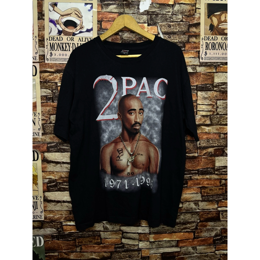 T shirt 2 pac