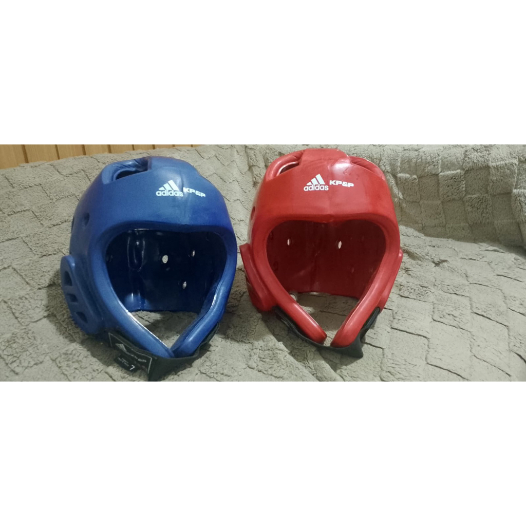 Headguard KPNP Adidas KPNP untuk pertandingan pss