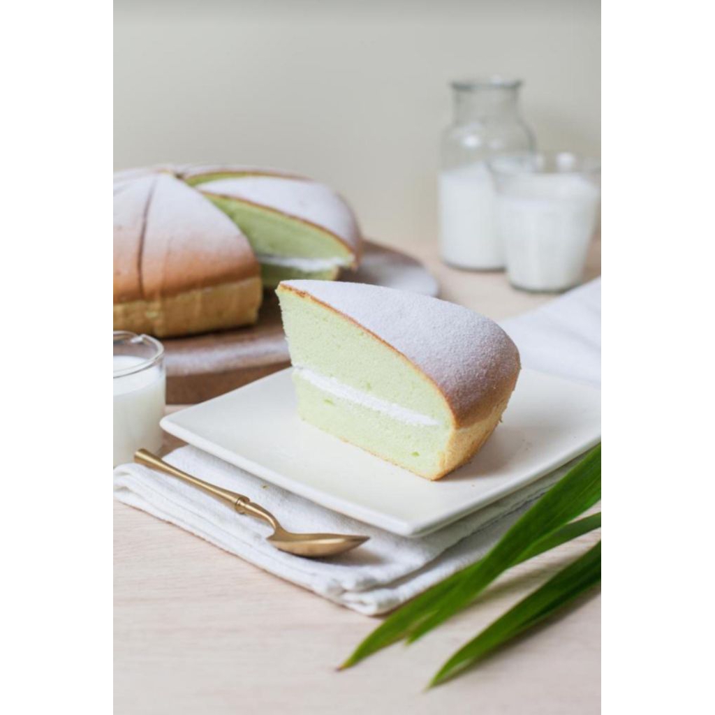 

Hojia Chiffon Cake Edisi Ulang Tahun Include Cake Topper dan lilin