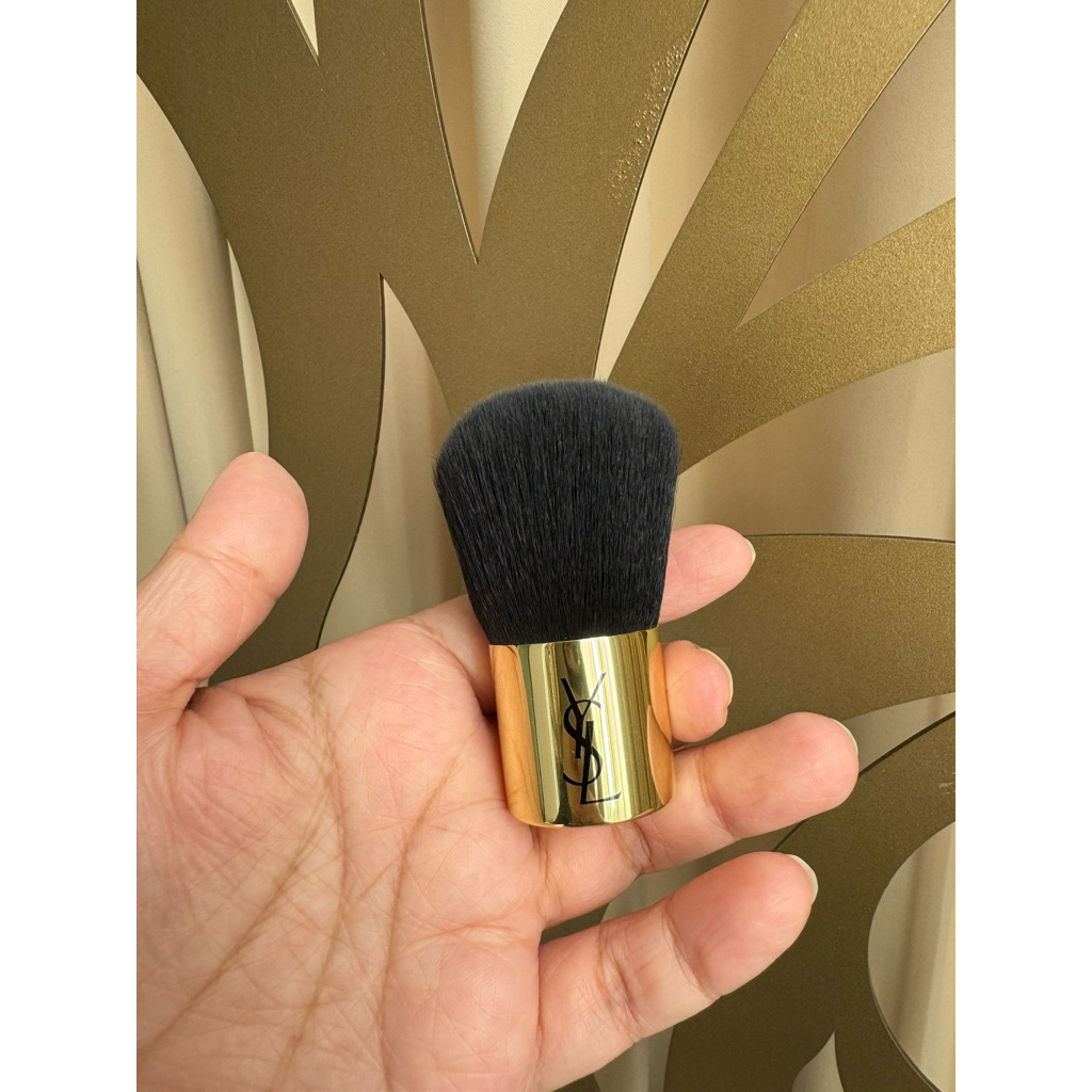 YSL Kabuki Brush (merchandise from YSL Beauty Store)