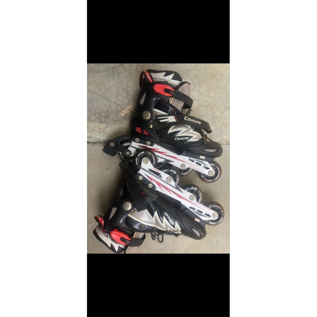 Sepatu Roda Cougar