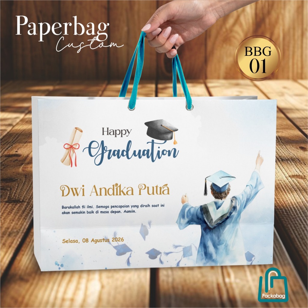 

Tas Kado Wisuda Custom Nama | Paper Bag Graduation Aesthetic | Tali Pita Satin & Mata Ayam | BBG
