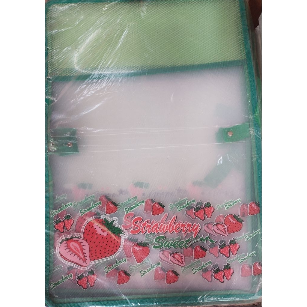 

Zipper Bag Sleting/Map Plastik Sleting Folio Motif Strawberry (1pcs)