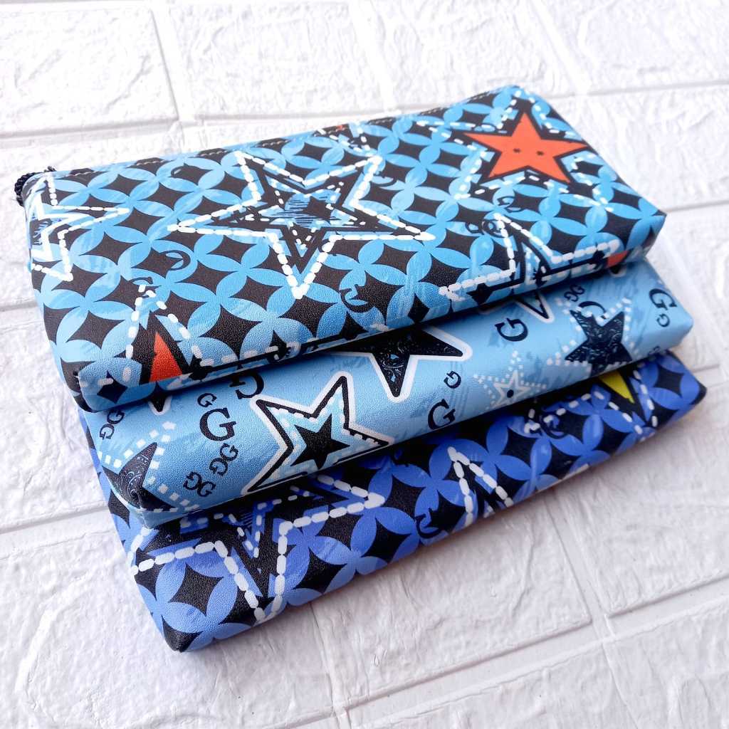 

Kotak Pensil Medium Motif Bintang Tempat Pensil Anak