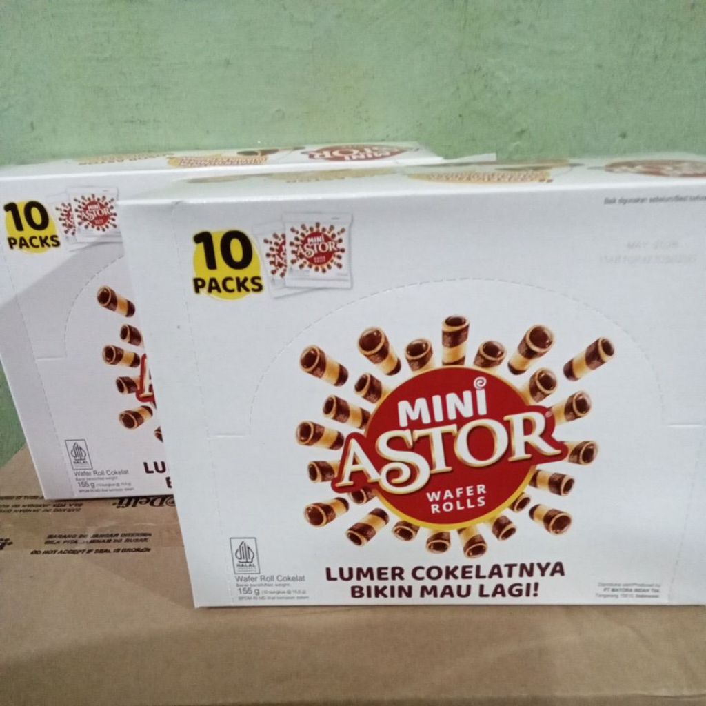 

Mini Astor Wafer Rolls