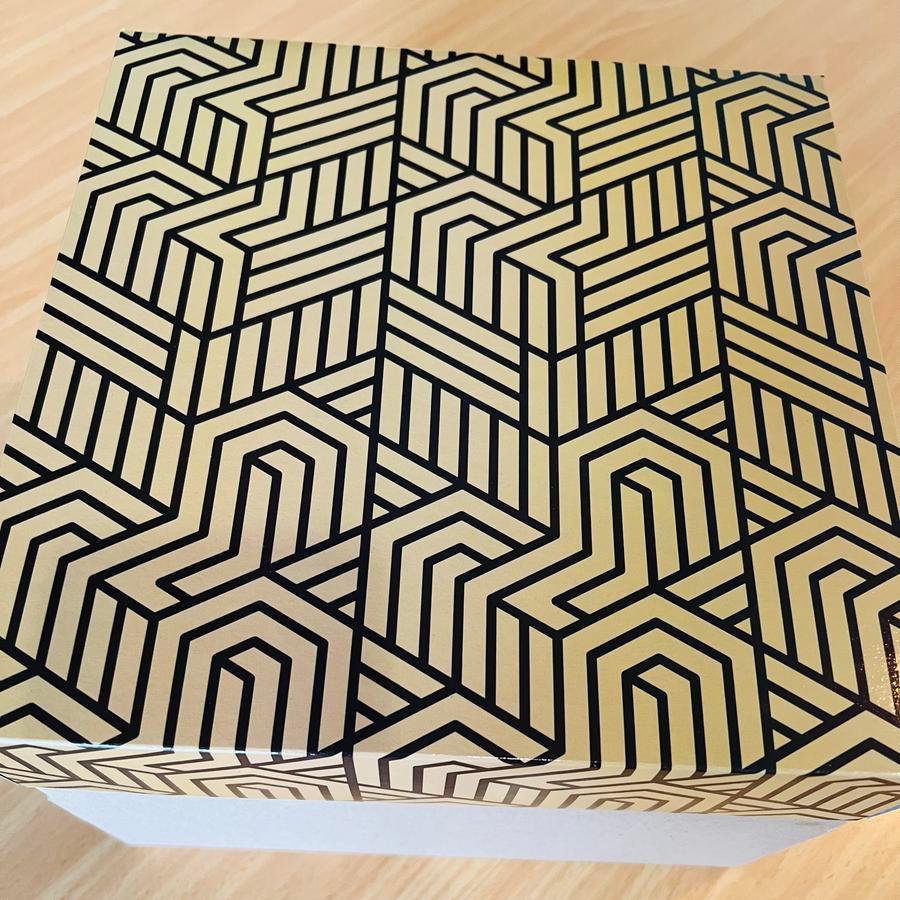 

Dus kue brown mozaik ukuran 25