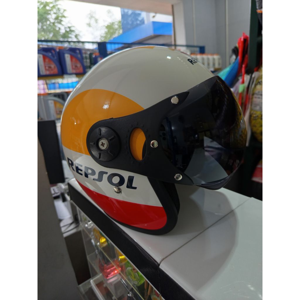 HELM REPSOL KUALITAS PREMIUM