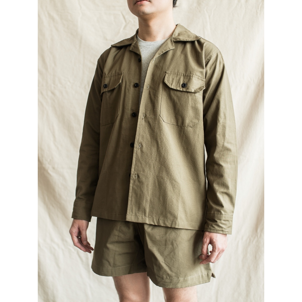QUTN Kemeja Pria Lengan Panjang Oversized Open Collar LS - Olive Ripstop