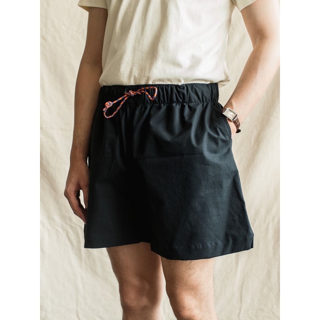 QUTN Celana Pendek Santai Pria Shorts V.1 - Navy Ripstop