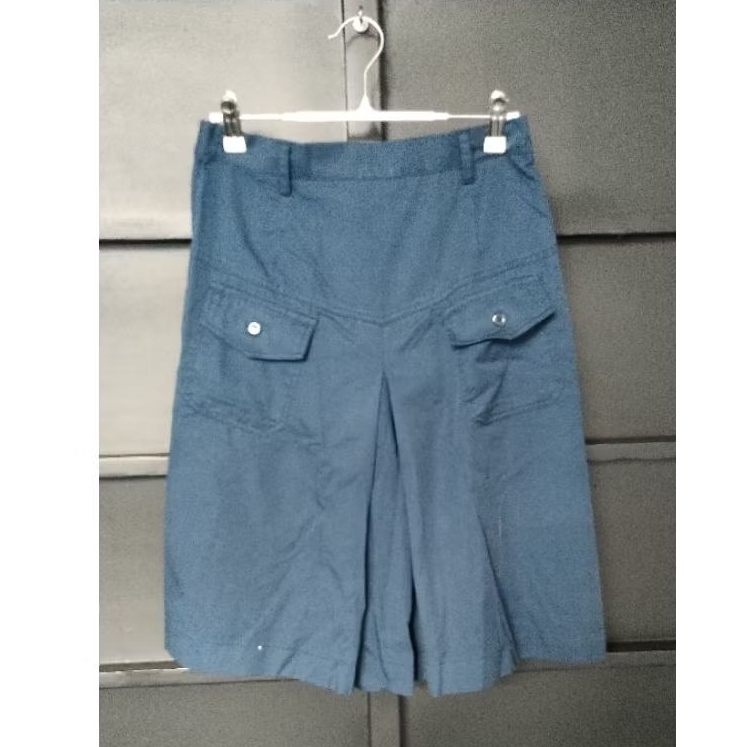 SERAGAM SEKOLAH (BAWAHAN CELANA/ROK CELANA) BIRU PRELOVED