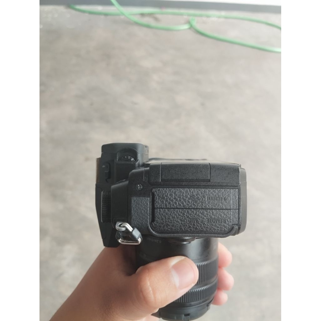 Kamera Mirrorless Lumix G85