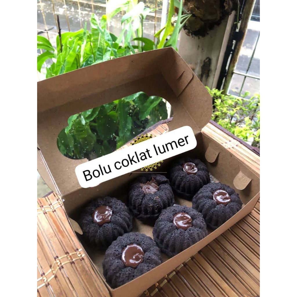 

bolu ketan hitam coklat lumer homemade dijamin fresh .. dibuat langsung dikirim
