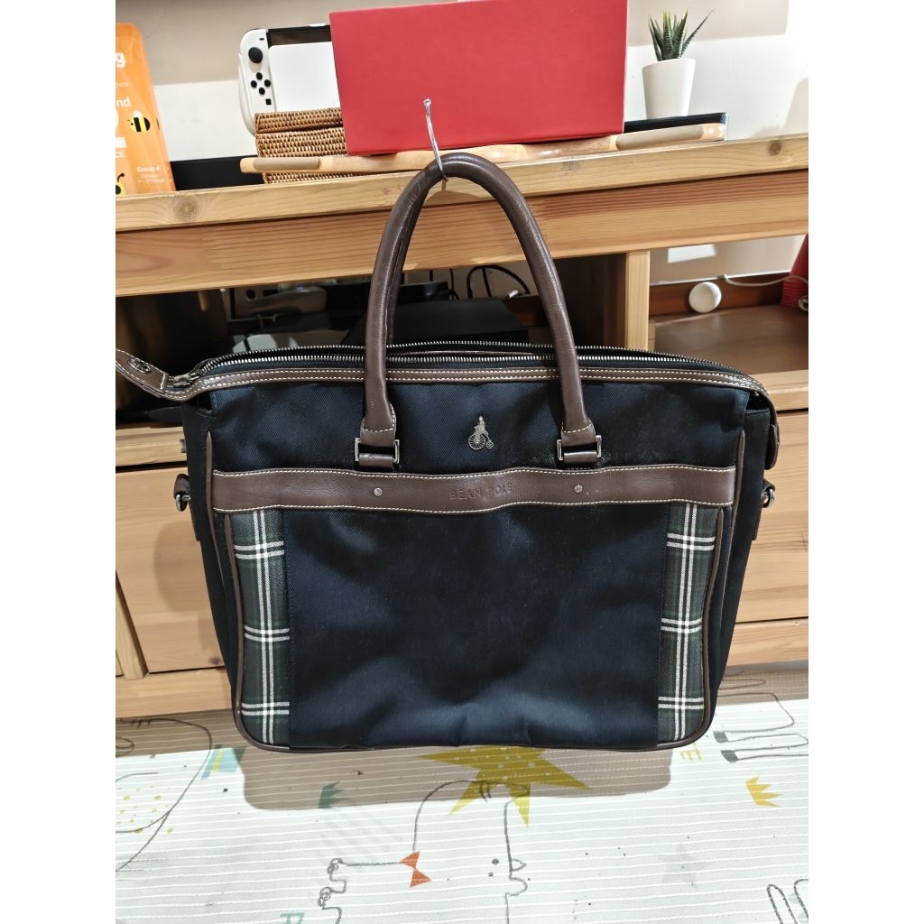 tas laptop bean pole