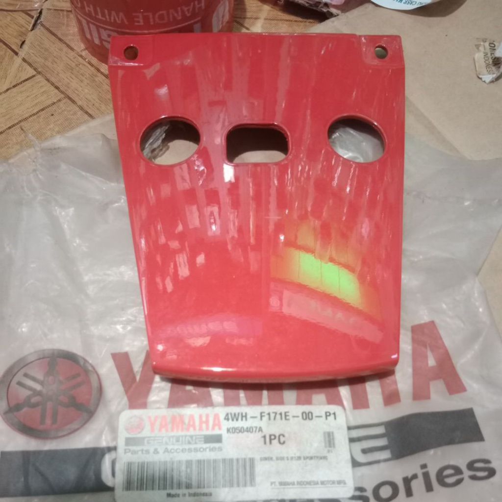 pad sambungan body fizr merah cabe original 4WH-F171E-00-P1