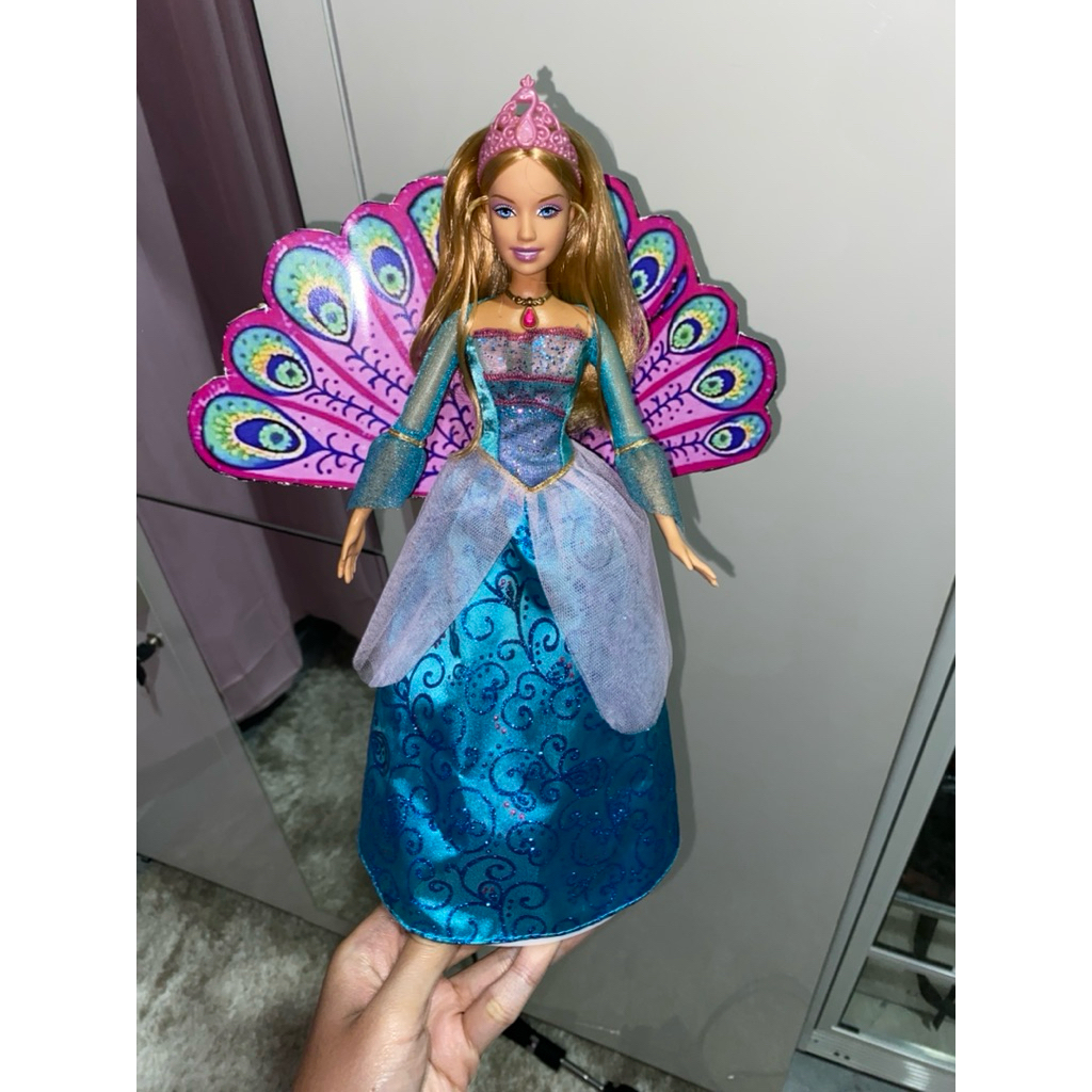 Barbie movie rosella island princess