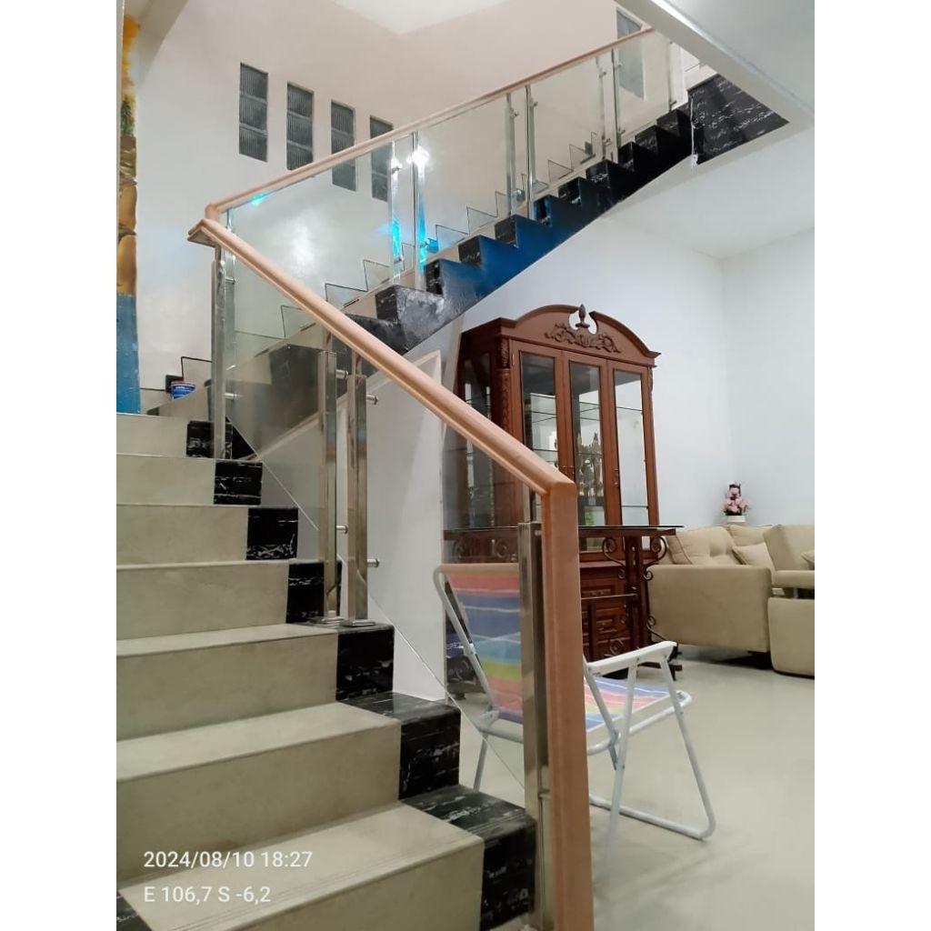 Railing Tangga Kaca Stainless steel